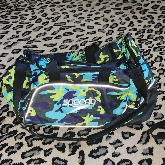 Speedo Teamster 35L Duffel Bag Blue, Green, and Black Camo - Picture 1 of 7